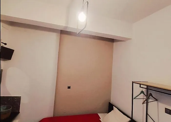 戴安娜酒店 公寓 *